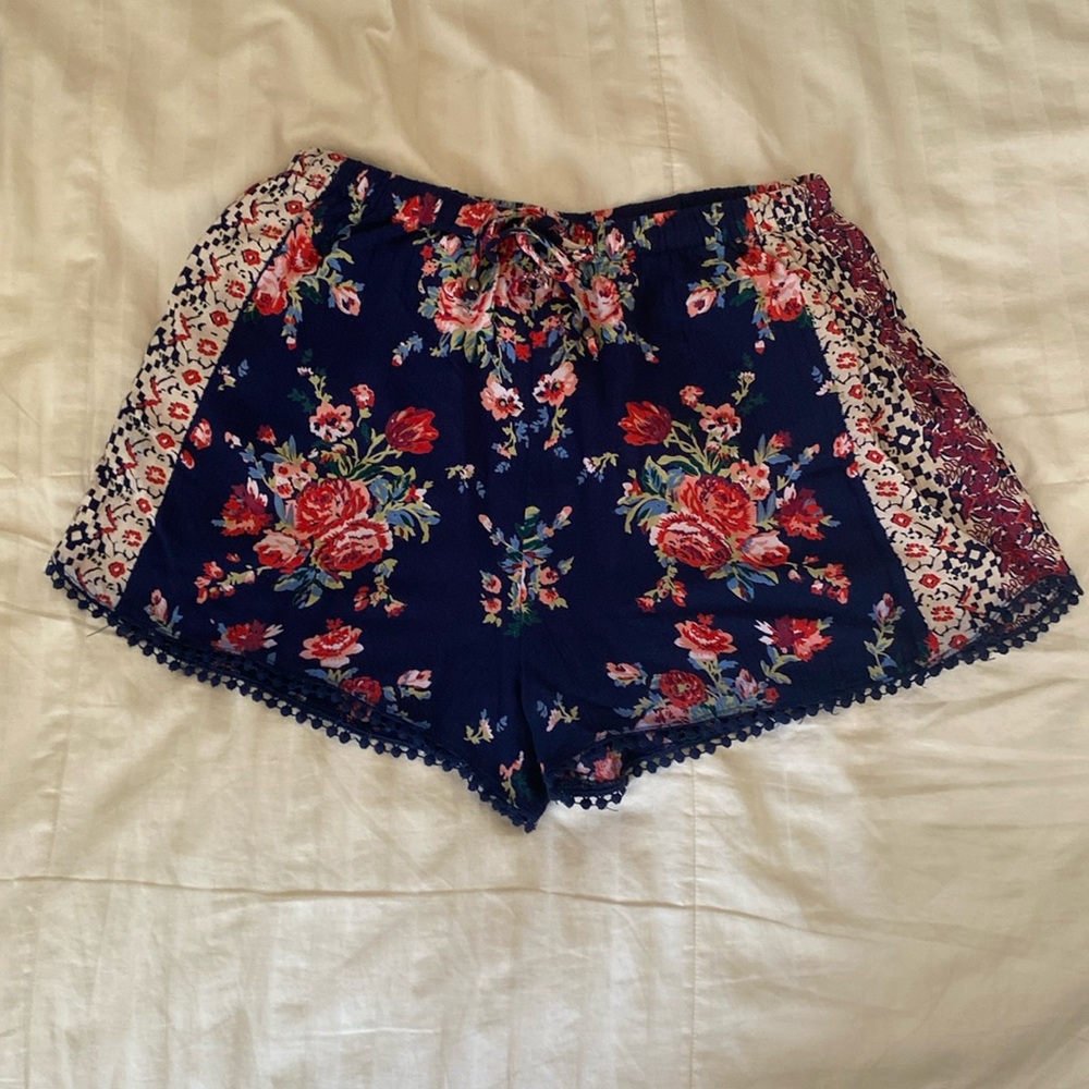 Floral Flowy Shorts
